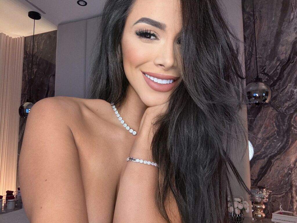 Alison Live Cam