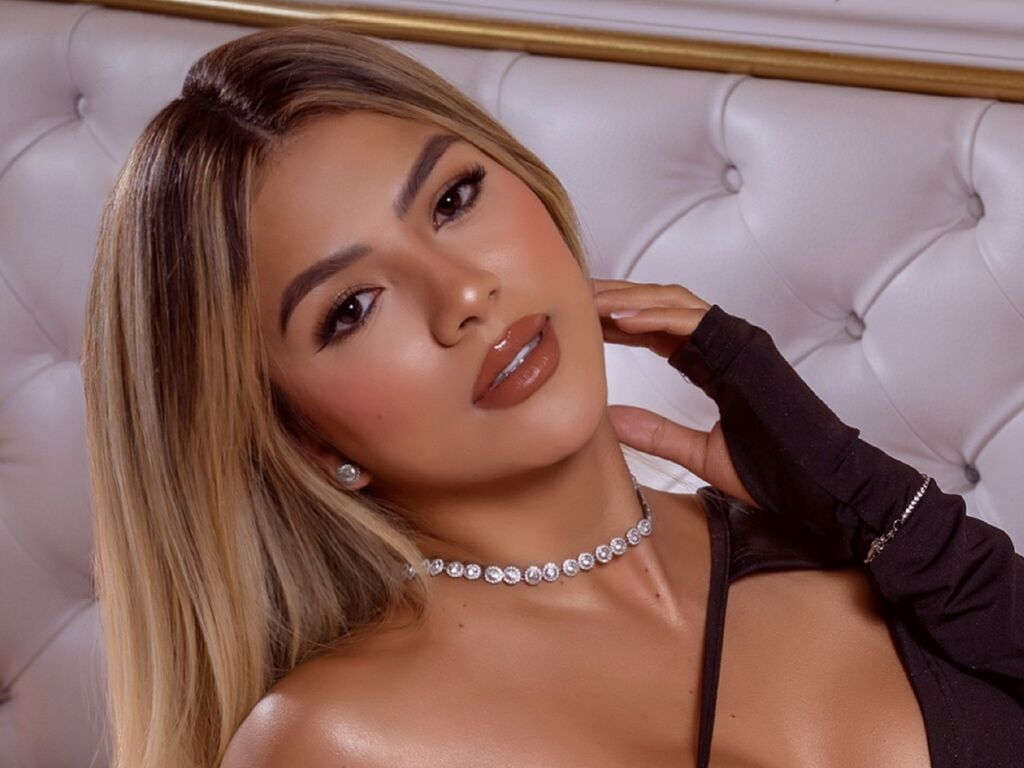 IsabellaLee webcam model live cam preview