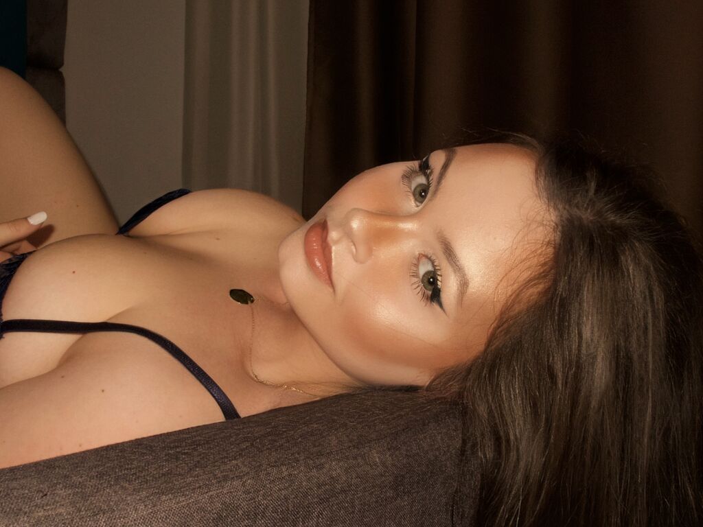 SageVance webcam model live cam preview